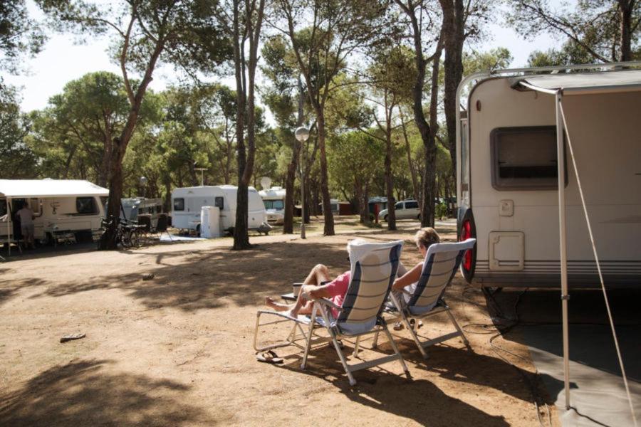 Camping Internacional Паламос Экстерьер фото
